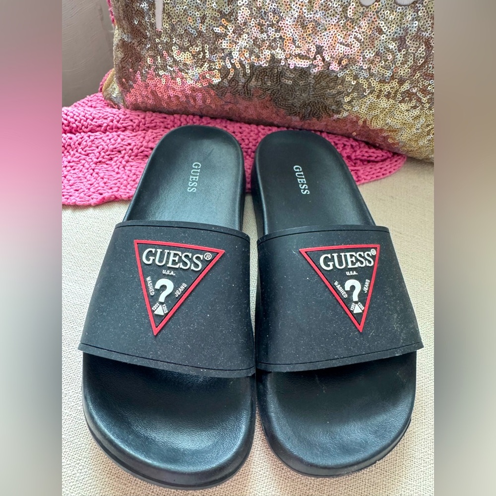 Womens Guess Slides in Black